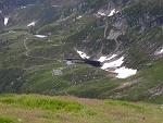 Zoommata dalla vetta su laghetti e alpeggi : lppru